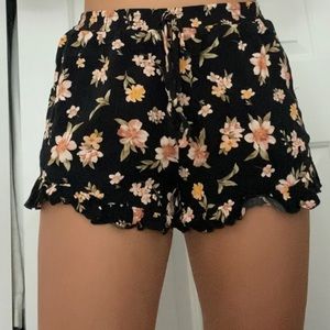American Eagle flowy shorts